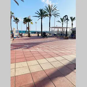 Apartamento Nuevo Con El Mar A Sus Pies. Apartamento